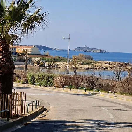 Apartment T2 Avec Parking Securise, A 300 M De La Plage, Climatisation Mobile - Fr-1-316-343 *